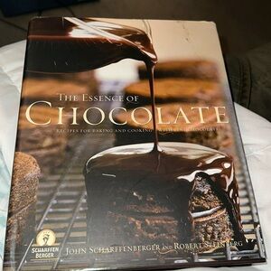 The Essence of Chocolate - Recipes for Baking & Cooking with fine chocolate